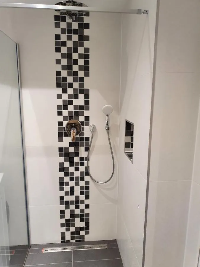 Apartment Smarte Dachgeschosswohnung Mit 2 Terrassen Direkt Am Hauptbahnhof Vienna