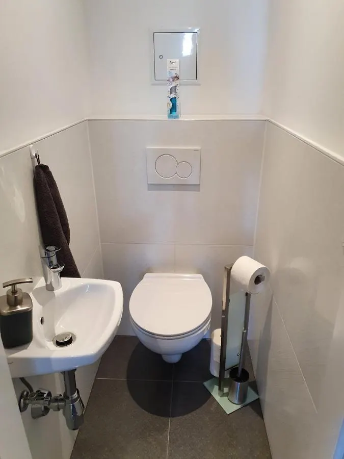 Smarte Dachgeschosswohnung Mit 2 Terrassen Direkt Am Hauptbahnhof Vienna 0*,